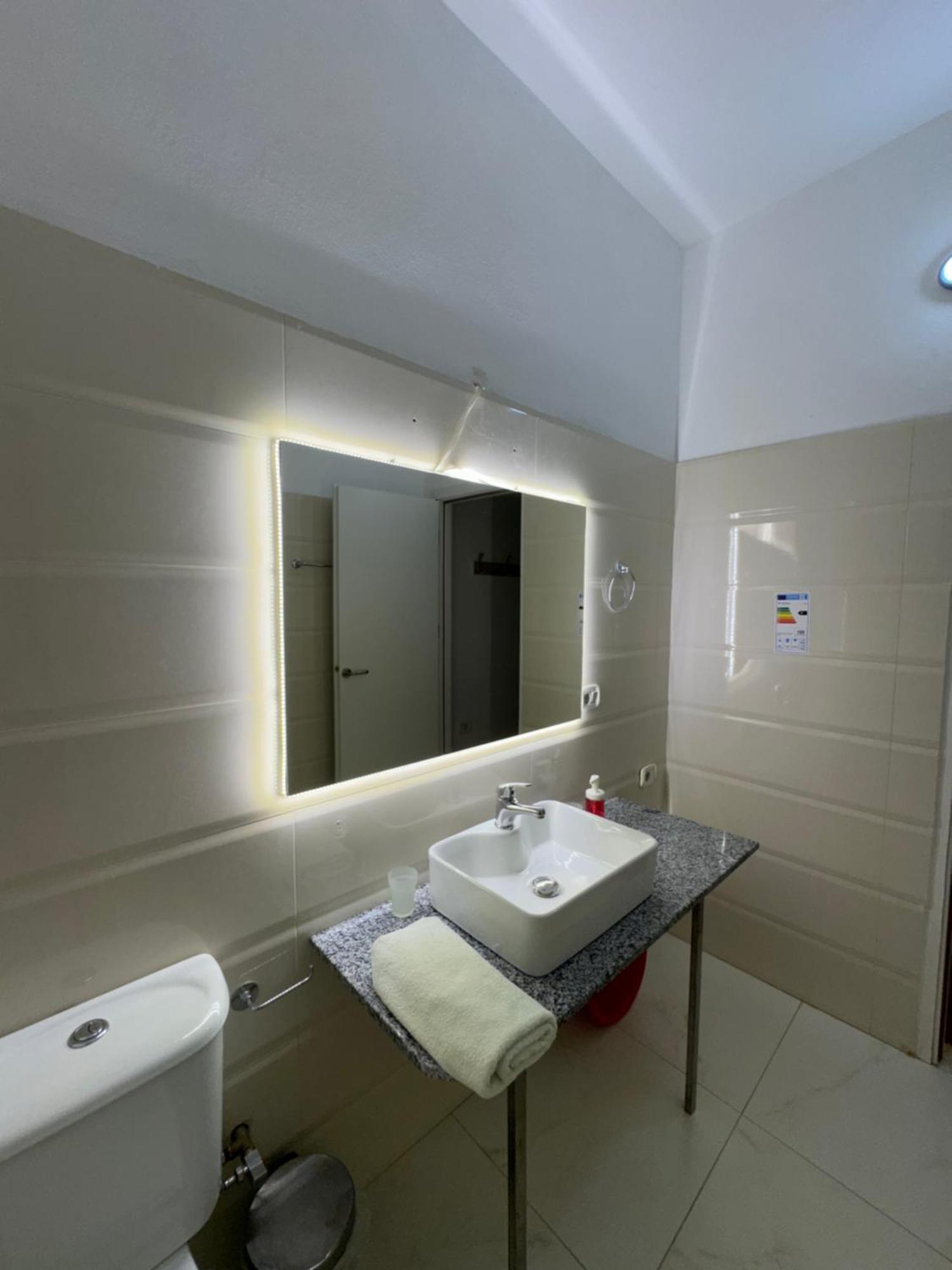 Violet'S Boutique Apartments Saranda Dış mekan fotoğraf